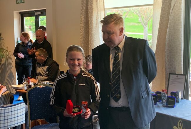 2022 Gloucestershire U16 and Overall Girls' Nett Champion