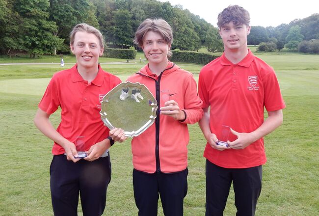 2022 ESGA South-East Regional Boys' Champion Team - Essex